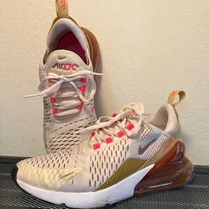 Nike Air270